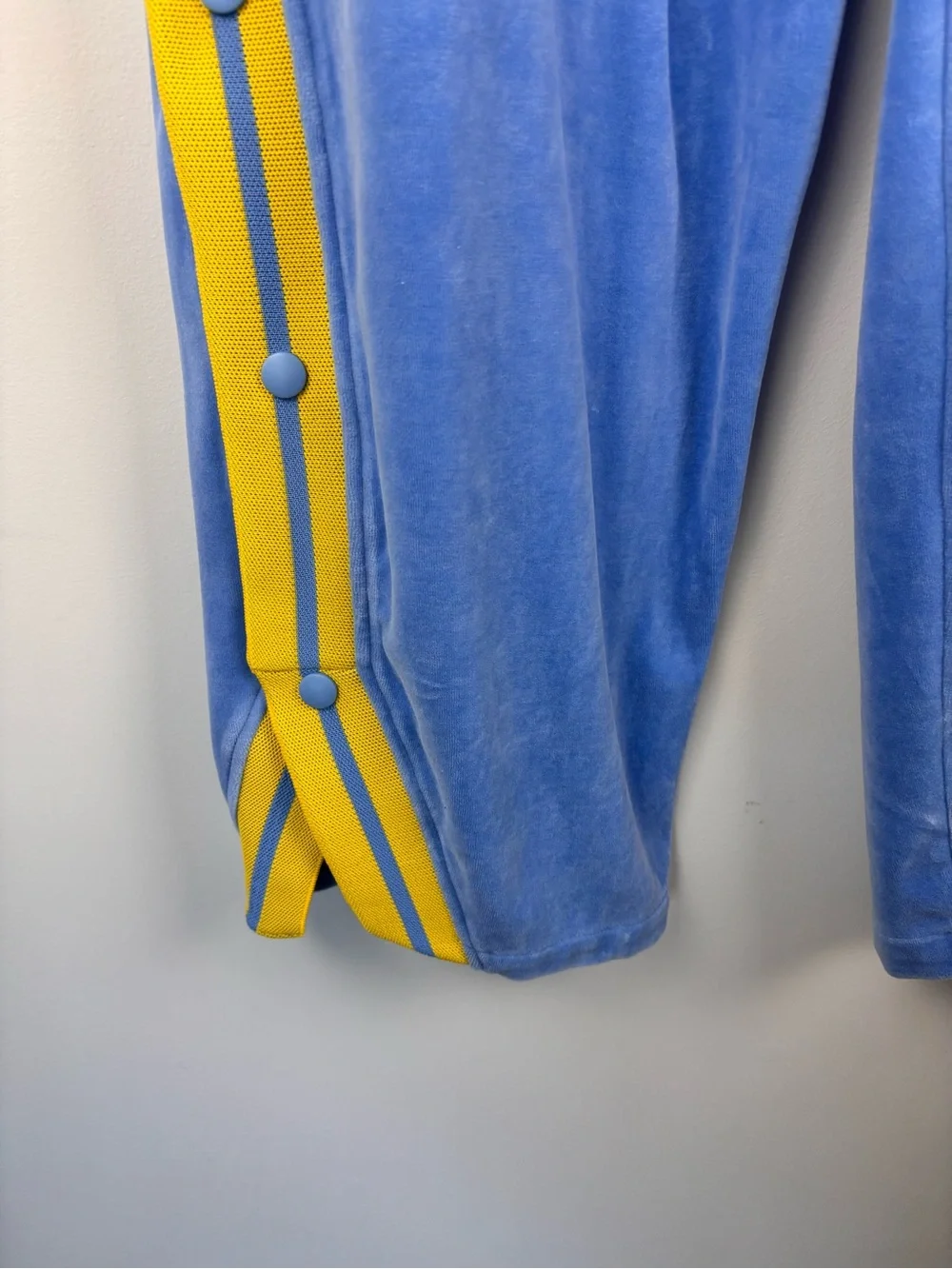 VTG G-III Mens XXL MPLS Lakers Velour Tear Away Pants Minneapolis Throwback Y2K